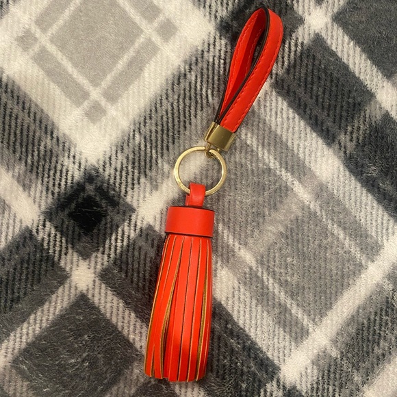 Red Fringe Keychain - Picture 2 of 2